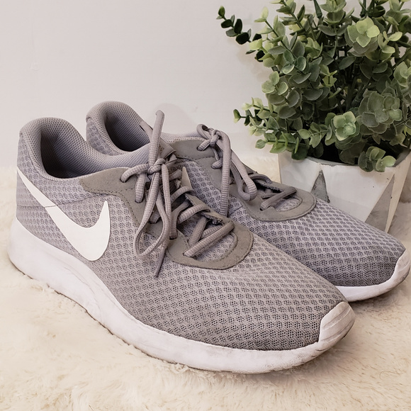 everyday nike shoes